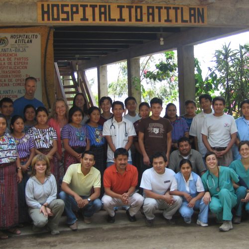Hospitalito Staff 2008#4